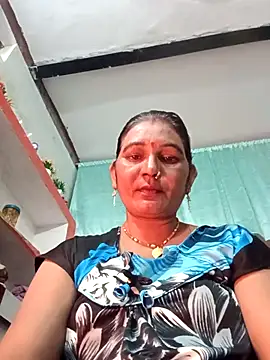 fivaa - FIVAA's free webcam - UK Sex Cams