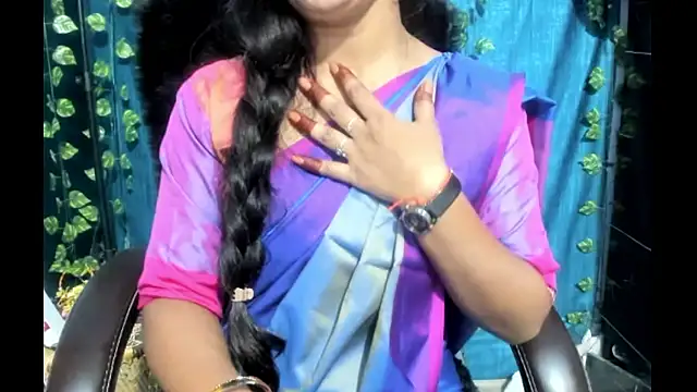 Forever_Love2025 webcam