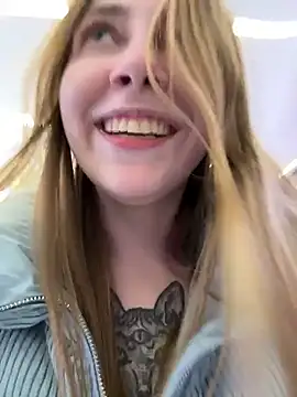 Sunny___Bunny webcam