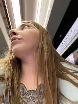 Sunny___Bunny webcam