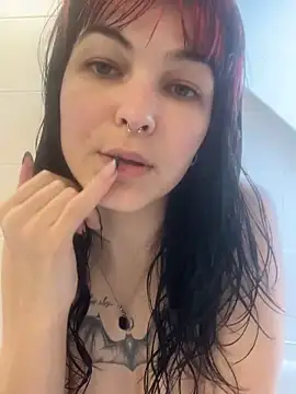 alinavampira_ webcam