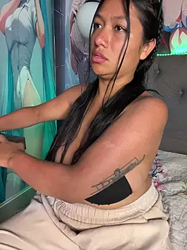 Webcam Model (Im_Little)  is live.Free join now!