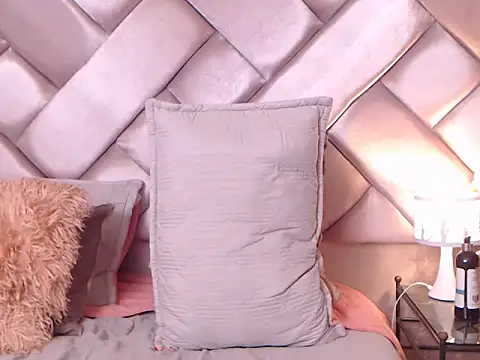 Ashleyroberst webcam