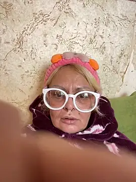 Gardener_of_Illusions webcam