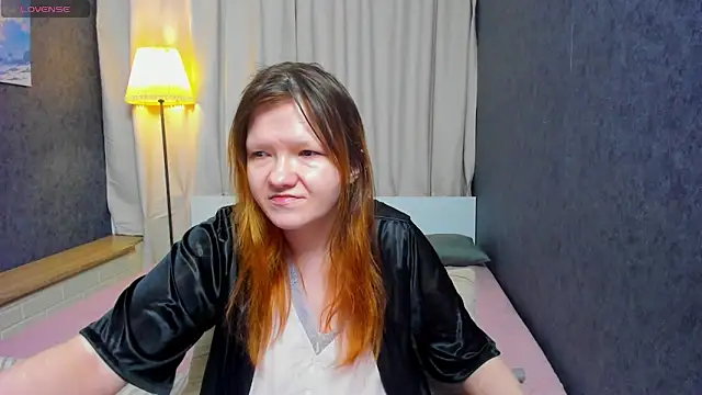 Nora_lovvvv webcam