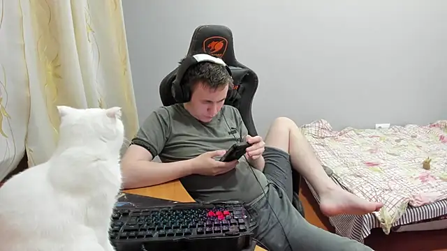 iliaskrislove webcam