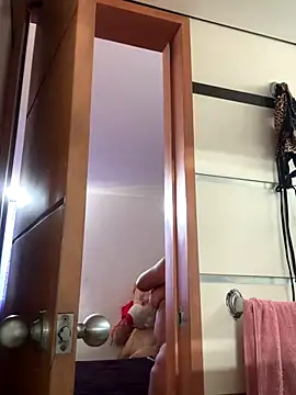 emmyjhonson07 webcam