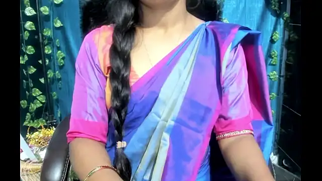 Forever_Love2025 webcam