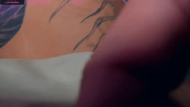 CharimgSabrina webcam