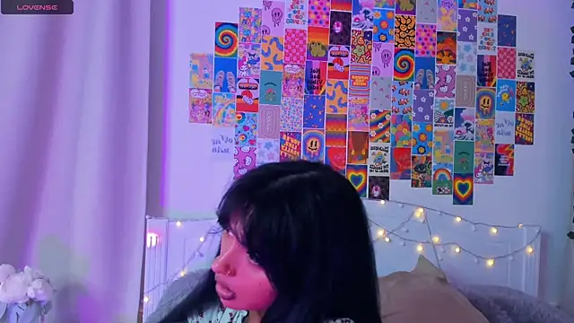 CharimgSabrina webcam