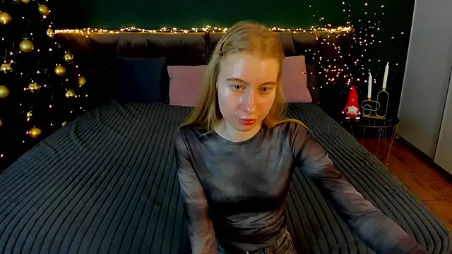 Alina_Blonde webcam