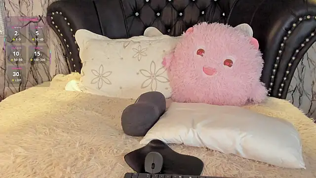 adelinemoretti webcam