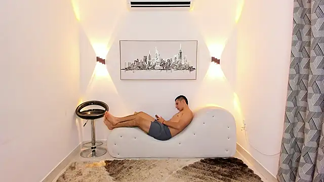 youbratty2 - YouBratty2's free webcam