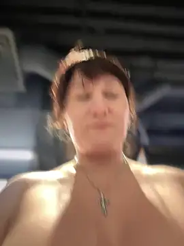 ZhenjaPoledance webcam