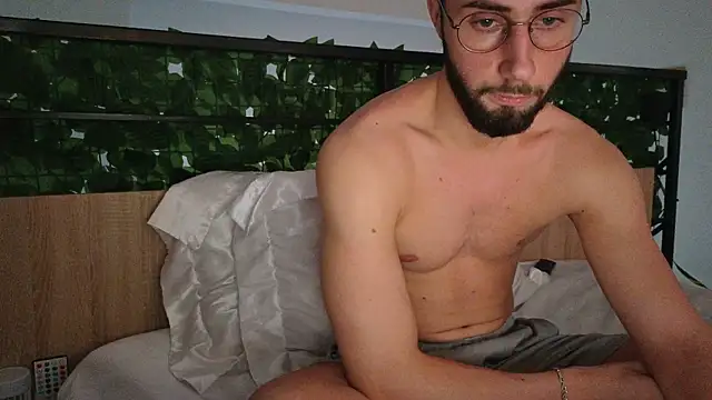 RyanStorm_ webcam