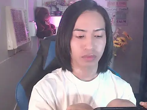 Miracle_TheBrat webcam