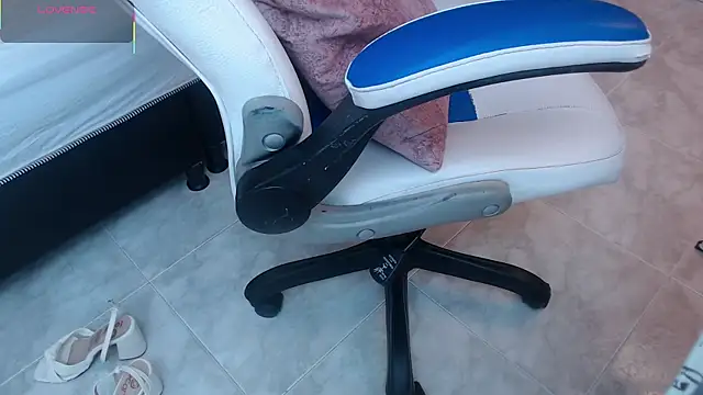 mature_victoriaa webcam