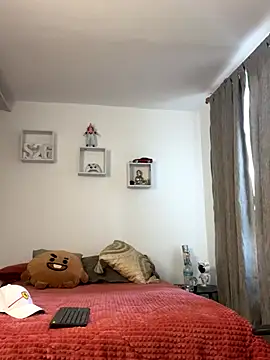 Ezzio_Scolaro webcam