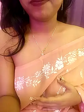 Webcam Model (menaxi-baby7)  is live.Free join now!