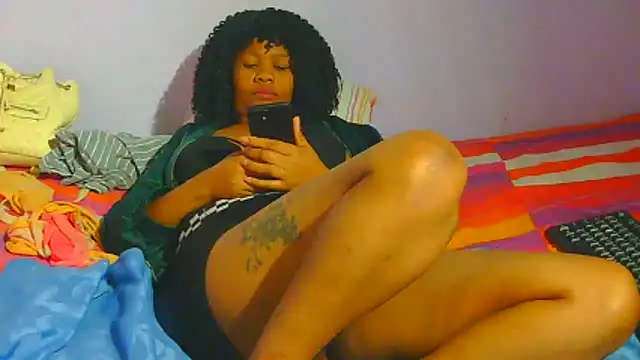 Augustine-Blooomxx webcam