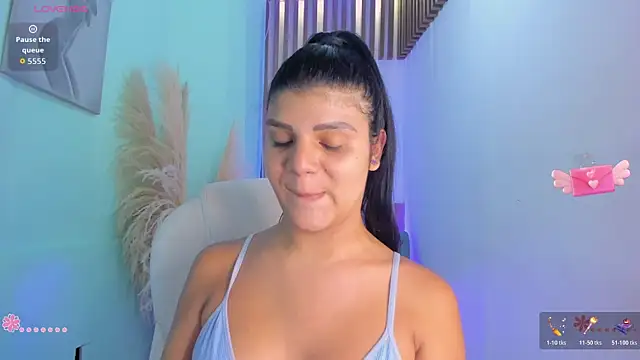 PauliinaBelle_ webcam