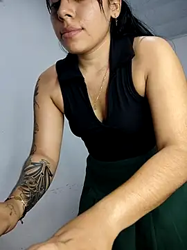 Carolina-petite webcam