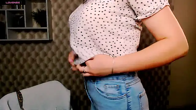 AmandaDimond_ webcam