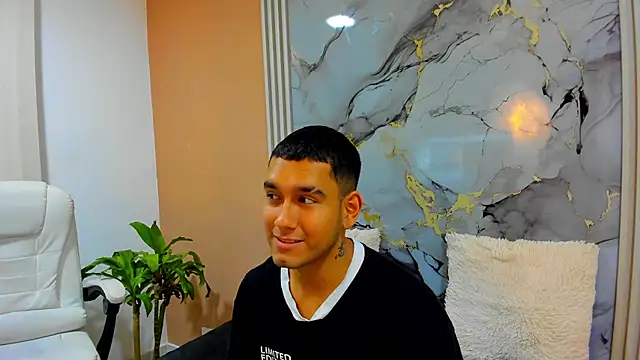 ander_montoyaa webcam