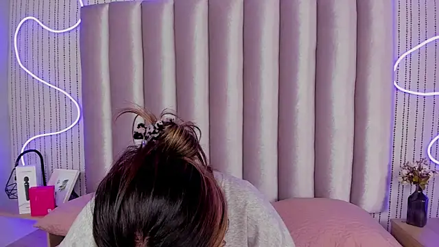 SamanthaPeachss webcam