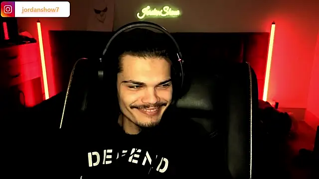 JordanShow webcam