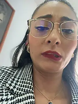 _Bella-Office1 webcam