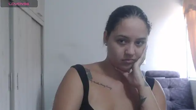 Anthonela_Queen webcam