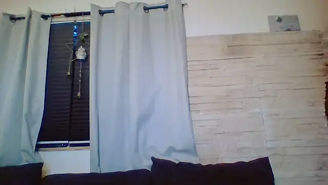 DevilsAngel13 webcam