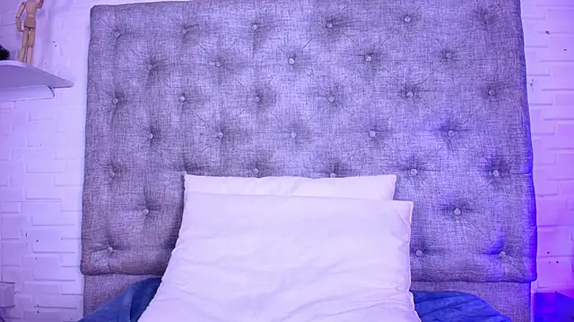 Kristin_Ramirez webcam