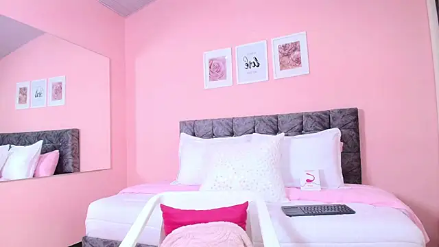 maddie_beauty webcam