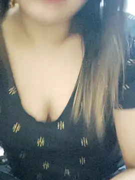 Webcam Model (Tanha18)  is live.Free join now!