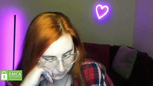 Alicia_love00 webcam