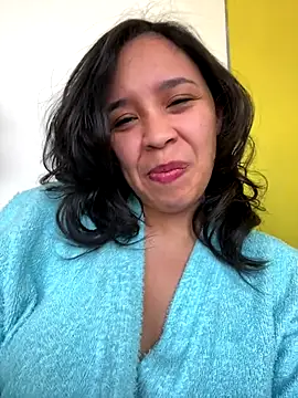 Esmerald_1111 webcam