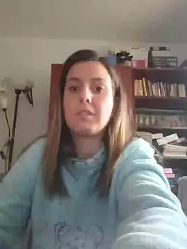 Webcam Model (Sareyxon)  is live.Free join now!