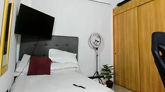 sexy_blackman3606 webcam