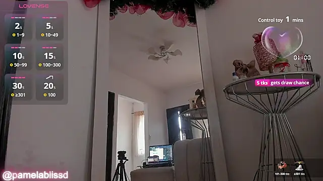 PamelaBliss webcam