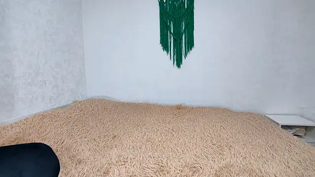 ShanekaBellow webcam