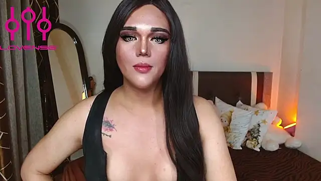 AmazingDivina webcam