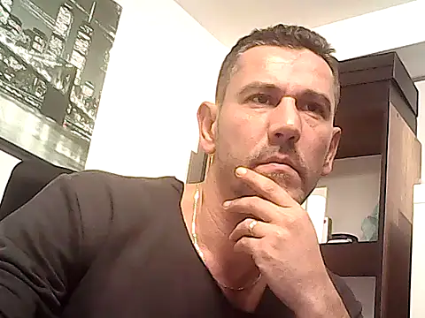 mastercharisma35 webcam