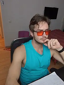 lucky_swimmer webcam