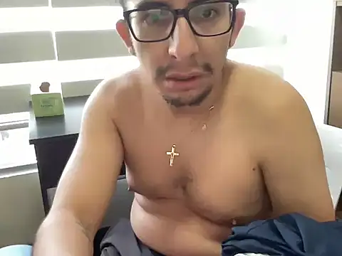 littlelatinhunter webcam