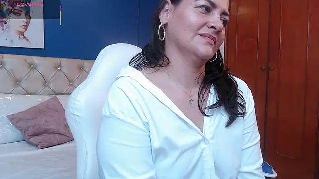 mature_victoriaa webcam