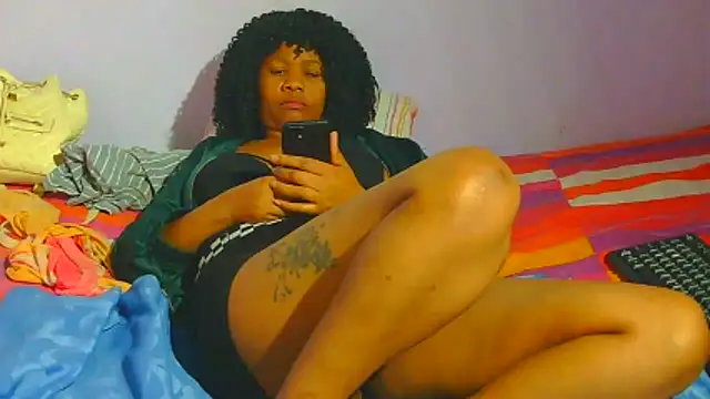 Augustine-Blooomxx webcam