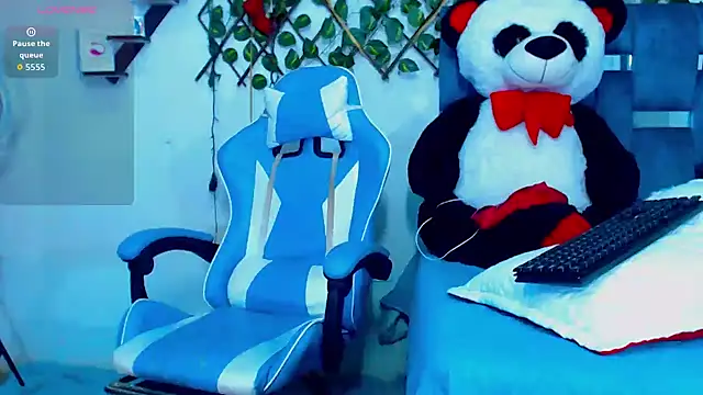 Hakim_prettynigg webcam