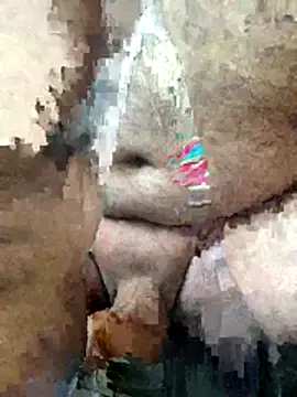 Uncleuncutmushroom webcam